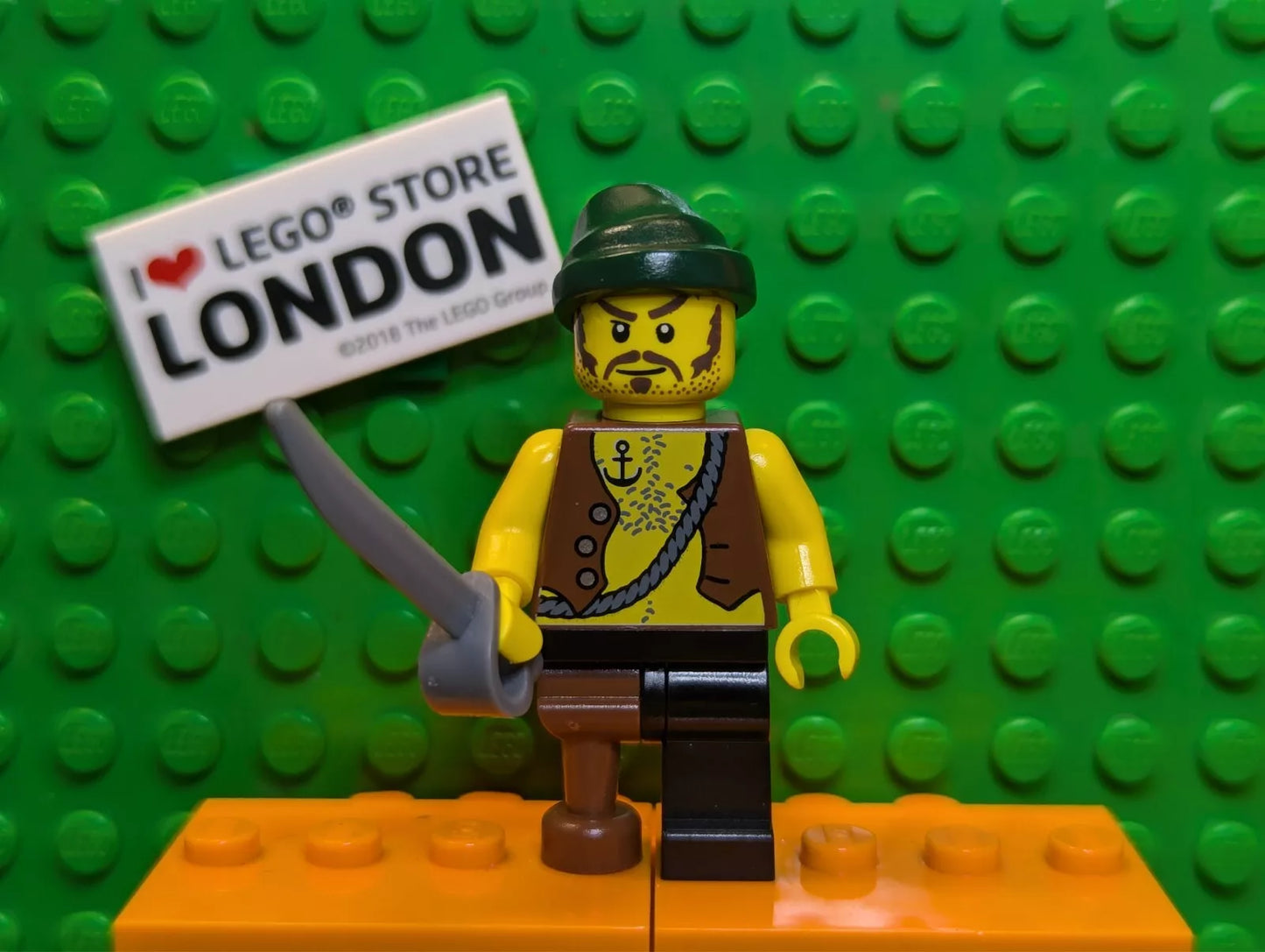 LEGO Vintage Pirates Minifigures – Pick Your Character