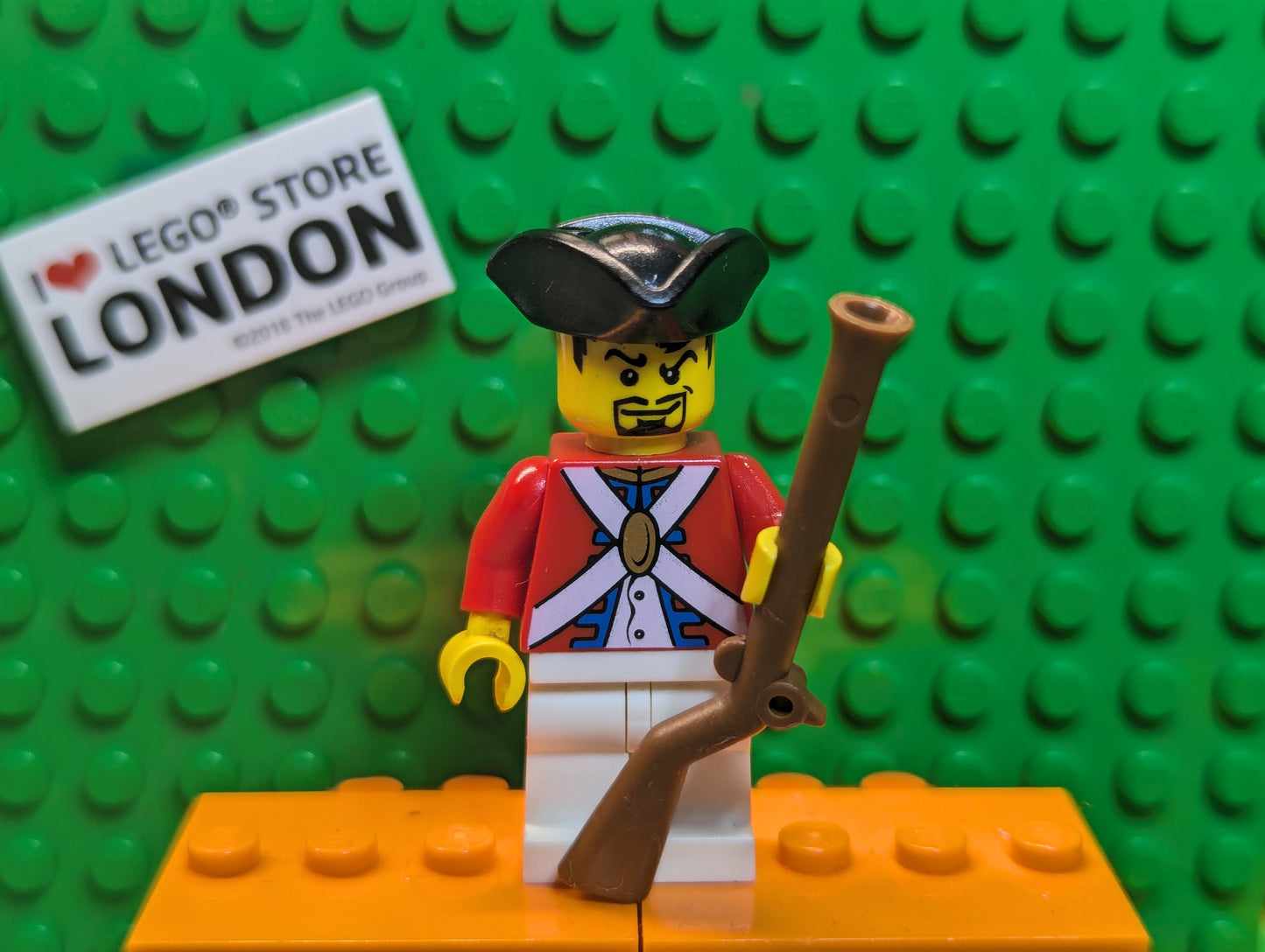 LEGO Vintage Pirates Minifigures – Pick Your Character