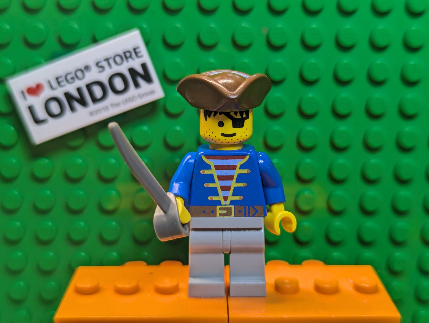 LEGO Vintage Pirates Minifigures – Pick Your Character